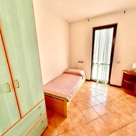 Apartment Trilo Lucia Cielo Terra Con Corte A *